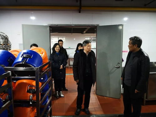 加强午餐配送公司管理，为学生食品安全保驾护航